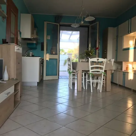 Nyaraló Villetta Mara